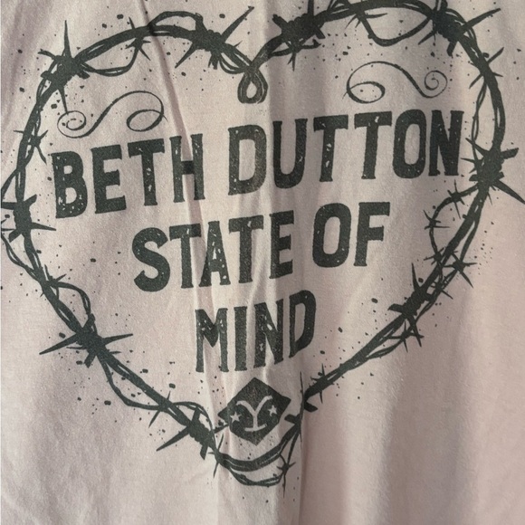 Yellowstone Women’s T Shirt. Light Pink Small. - Picture 2 of 6